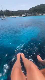 Nicole Wallace feet photo thumbnail