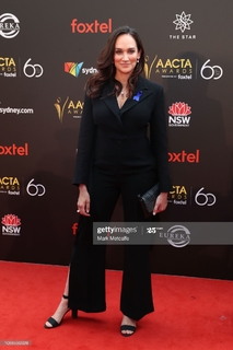 Nicole da Silva feet photo 4