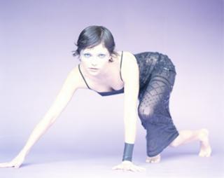 Nicole de Boer feet photo thumbnail