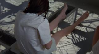 Nicole de Boer feet photo thumbnail