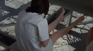 Nicole de Boer feet photo thumbnail