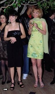 Nicole de Boer feet photo thumbnail