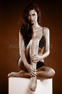Nicoleta Luciu feet photo 3