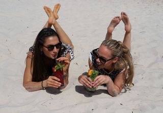 Nicolette Kluijver feet photo 9