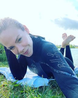 Nicolette Kluijver feet photo 4