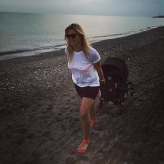 Nicolette van Dam feet photo 20