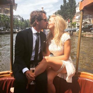 Nicolette van Dam feet photo 8