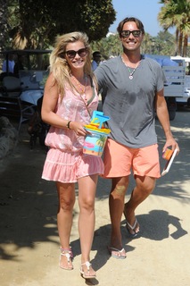 Nicolette van Dam feet photo 11