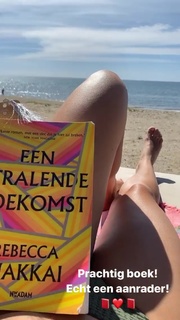 Nicolette van Dam feet photo 12