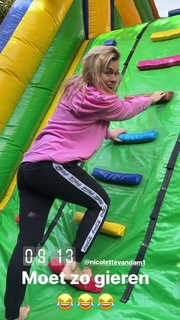 Nicolette van Dam feet photo 10