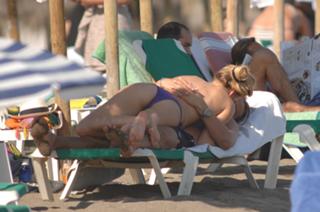 Nicolette van Dam feet photo 17