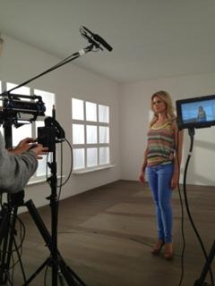 Nicolette van Dam feet photo 19