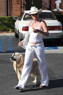 Nicollette Sheridan feet photo thumbnail