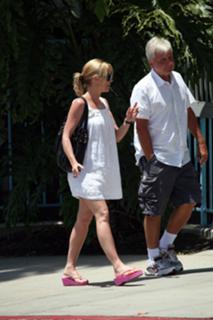 Nicollette Sheridan feet photo thumbnail