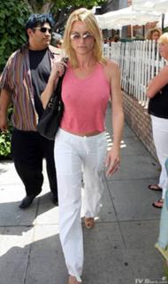 Nicollette Sheridan feet photo thumbnail