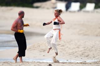 Nicollette Sheridan feet photo thumbnail