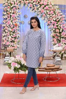 Nida Yasir feet photo 2
