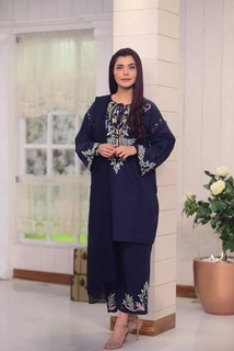 Nida Yasir feet photo 17