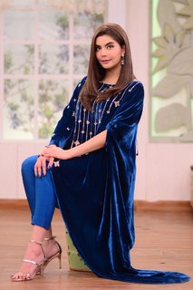 Nida Yasir feet photo 2