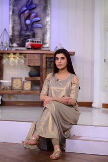 Nida Yasir feet photo 17
