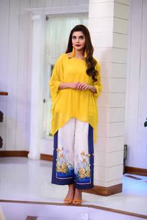 Nida Yasir feet photo 7