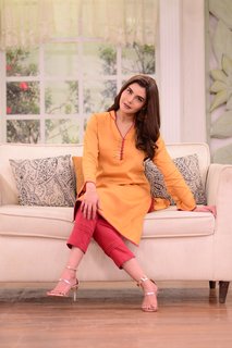 Nida Yasir feet photo 12