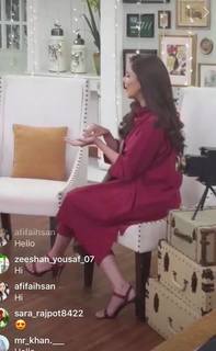 Nida Yasir feet photo 14