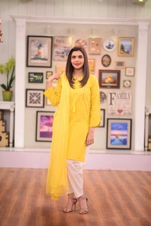 Nida Yasir feet photo 7