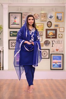 Nida Yasir feet photo 20