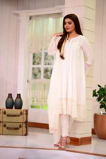 Nida Yasir feet photo 3