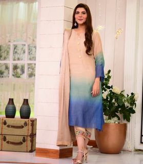 Nida Yasir feet photo 6