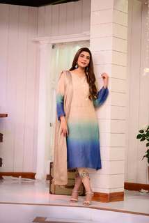 Nida Yasir feet photo 2