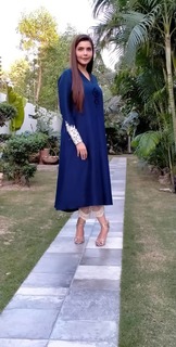 Nida Yasir feet photo 17