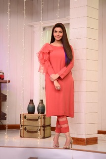 Nida Yasir feet photo 19