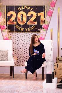 Nida Yasir feet photo 17