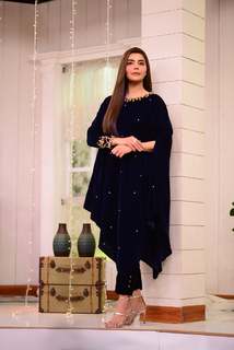 Nida Yasir feet photo 16