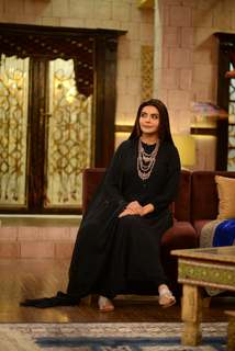Nida Yasir feet photo 14