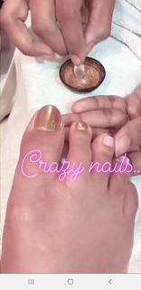 Nidhhi Agerwal feet photo 6