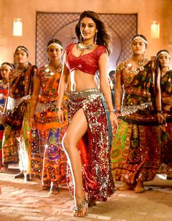 Nidhhi Agerwal feet photo 16