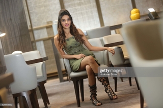 Nidhhi Agerwal feet photo 9