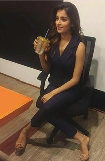 Nidhhi Agerwal feet photo 7