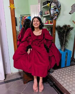 Nidhi Bhanushali feet photo 18