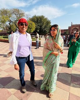 Nidhi Bhanushali feet photo 5