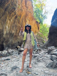 Nidhi Bhanushali feet photo 1