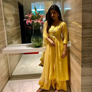 Nidhi Shah feet photo 2