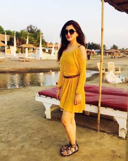 Nidhi Shah feet photo 4