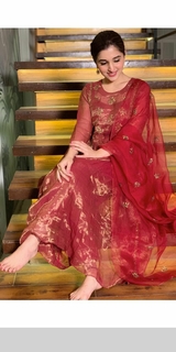Nidhi Shah feet photo 2