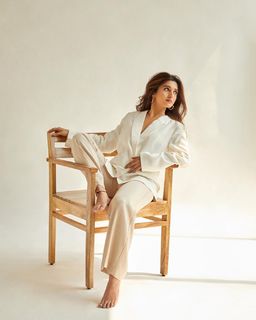Nidhi Shah feet photo 10