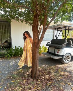 Nidhi Shah feet photo 14