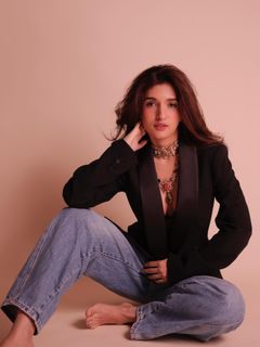 Nidhi Shah feet photo 7